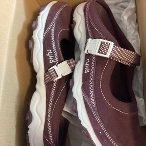 Ryka Athletic Mary Janes Size 8 1/2 NIB